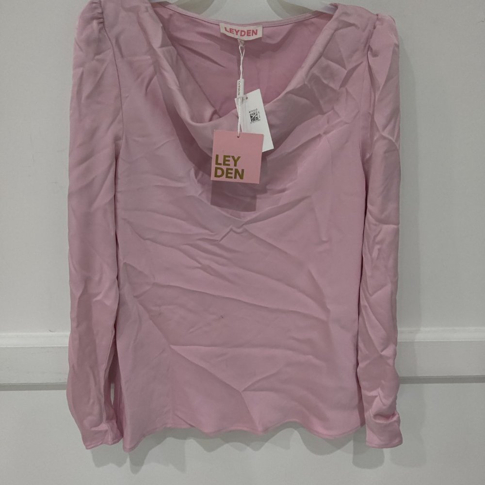 SOILED Leyden Women Ruched Long Sleeve Cowl Neck Blouse Pink Top Sz L $60 2A063